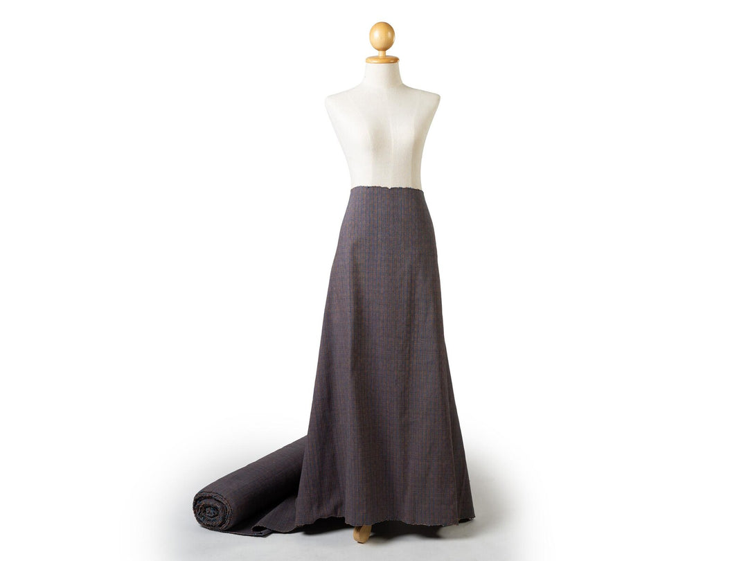 ฝ้าฝ้ายทอมือย้อมครามเข้มทอสลับฝ้ายกระตุยสีน้ำตาลธรรมชาติลายเกล็ดแลน